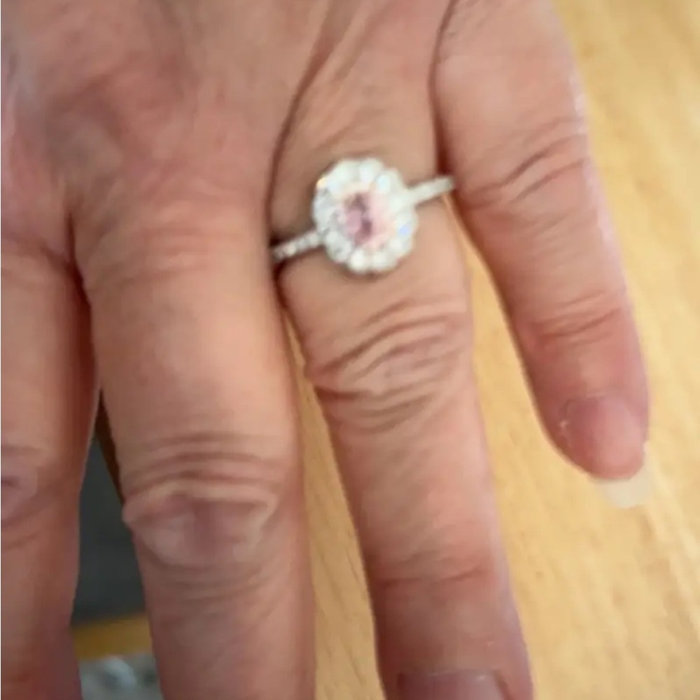 🆕 Beautiful Pink Moissanite Gemstone and Silver Engagement Band Ring - SIZE 7 - Picture 10 of 17